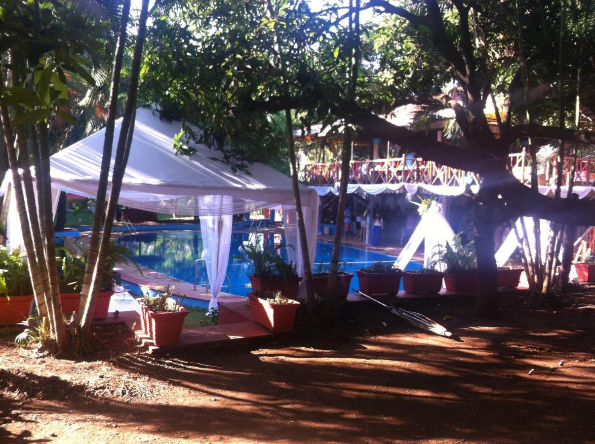 Hotel Outpost@Alibaug Alībāg Exterior foto